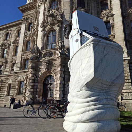 Kunstwerk - Autoeater von Venske &amp; Spänle